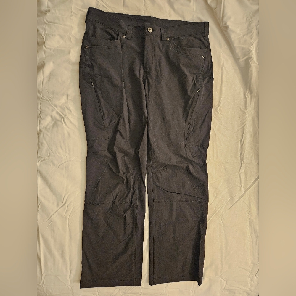 Duluth Trading Co. Flexpedition Pants